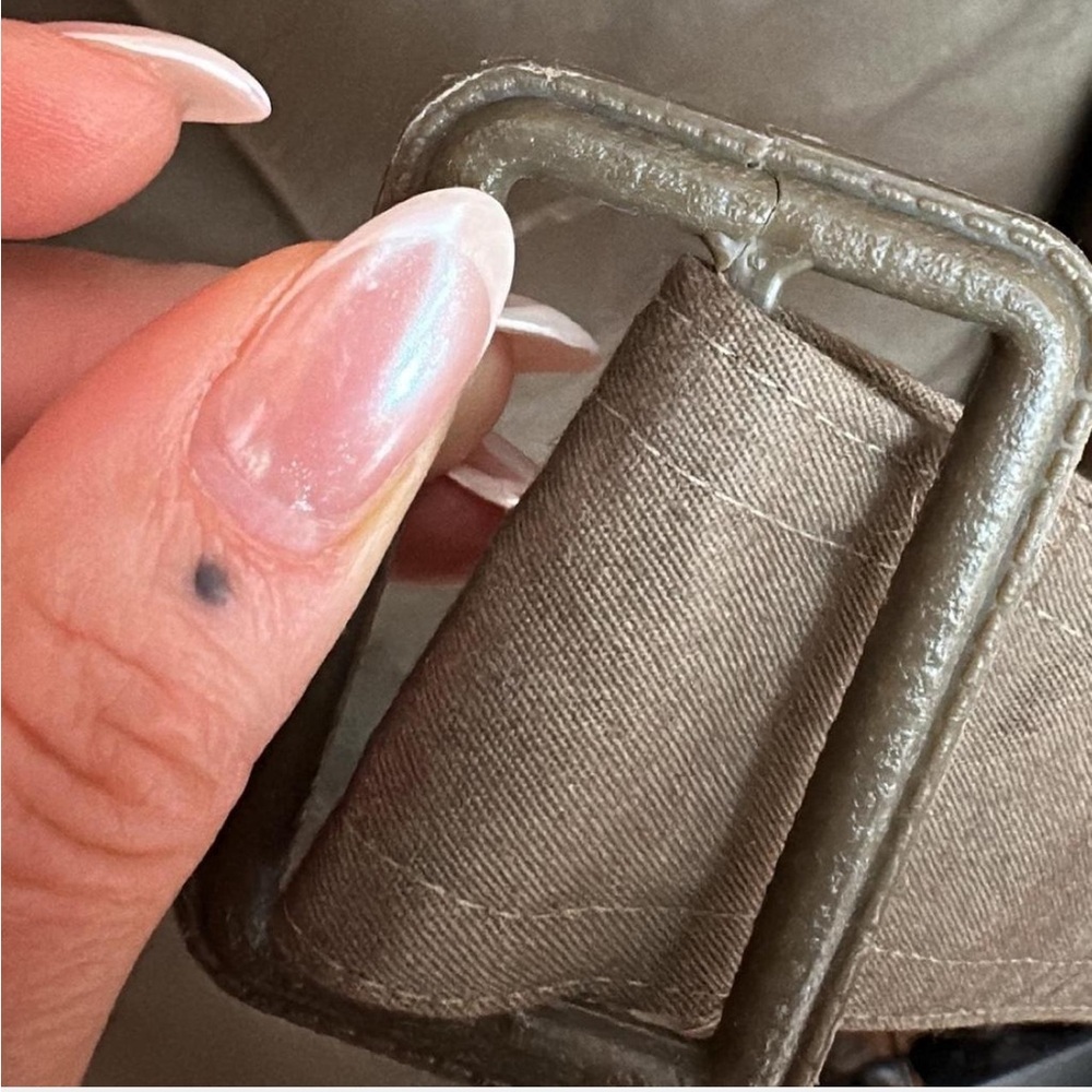 Classic Olive Trench Coat - Picture 7 of 8